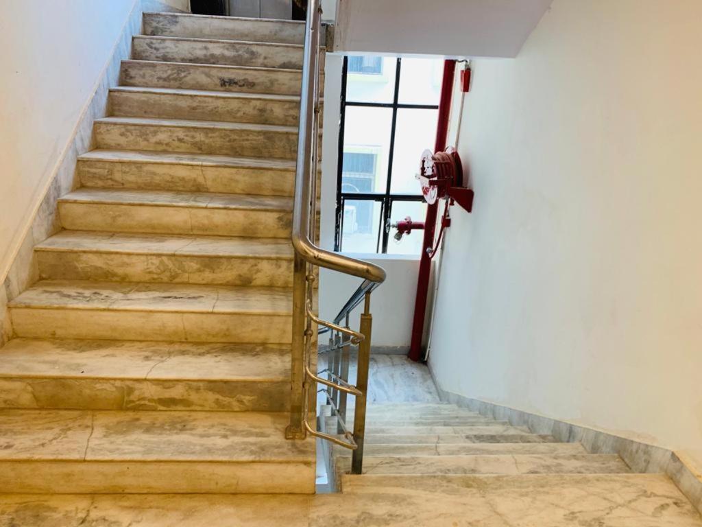Hotel Kewal Palace Varanasi Exterior photo